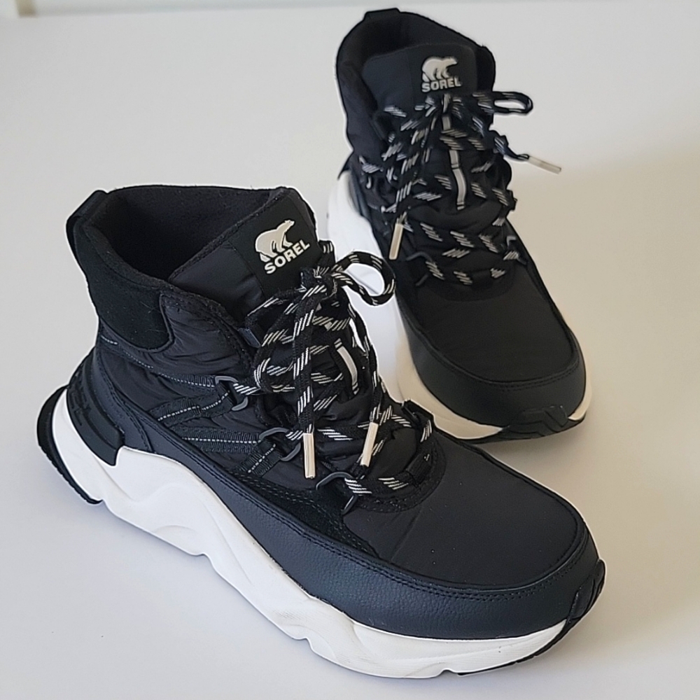 Sorel Black and White Lace Up Boots